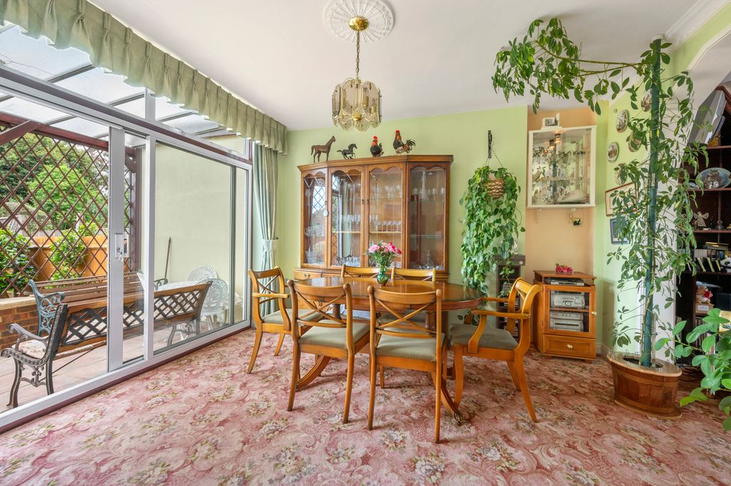 Property photo 3 of 29 Picture No. 05