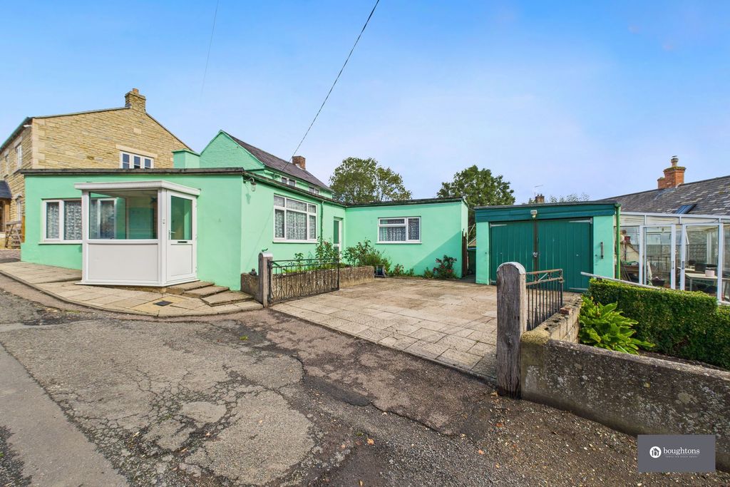 Property photo 1 of 35