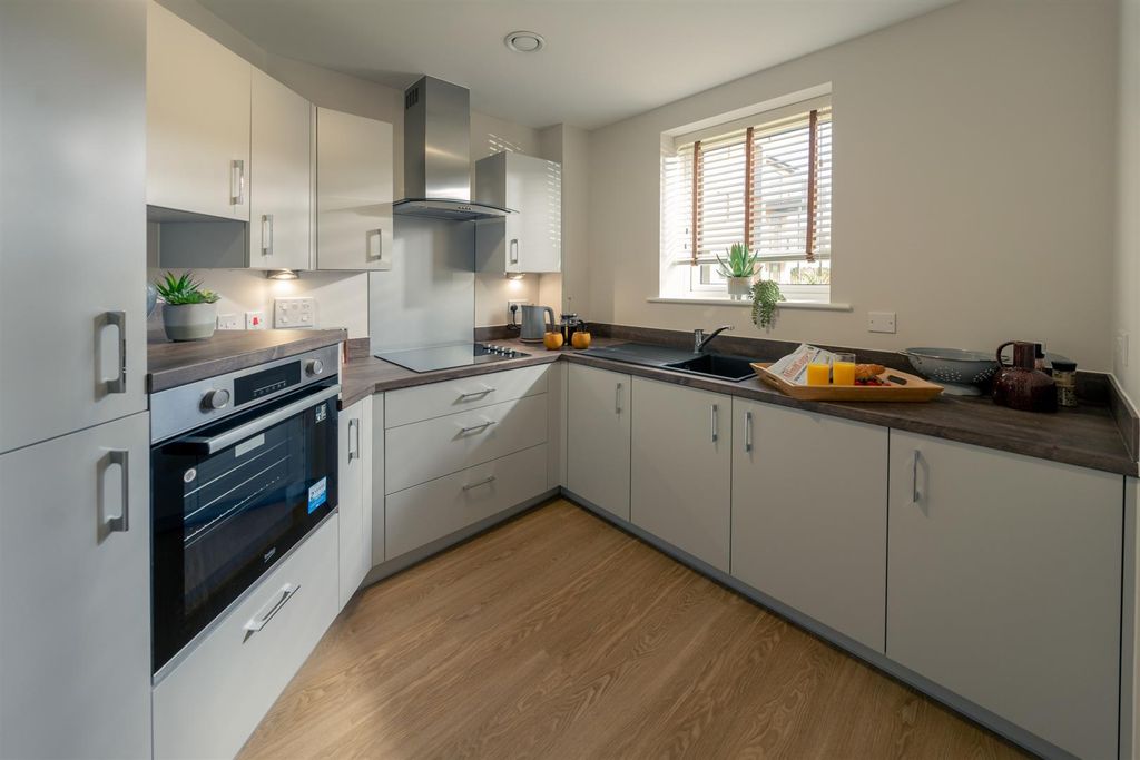 Property photo 2 of 17 2.Jpg