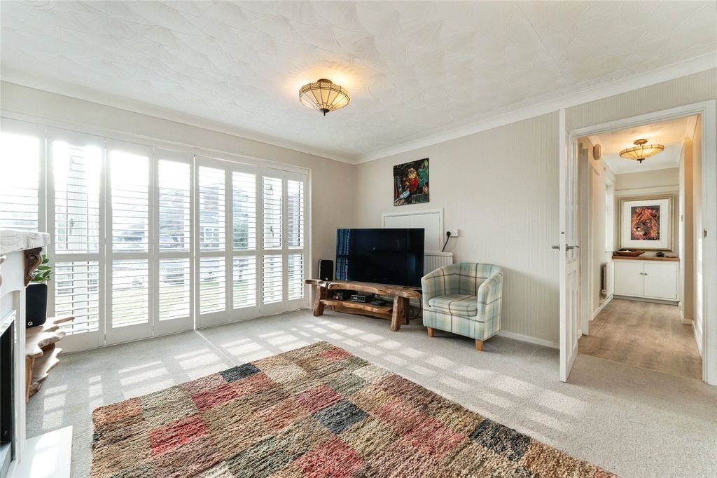 Property photo 3 of 33 Picture No. 42