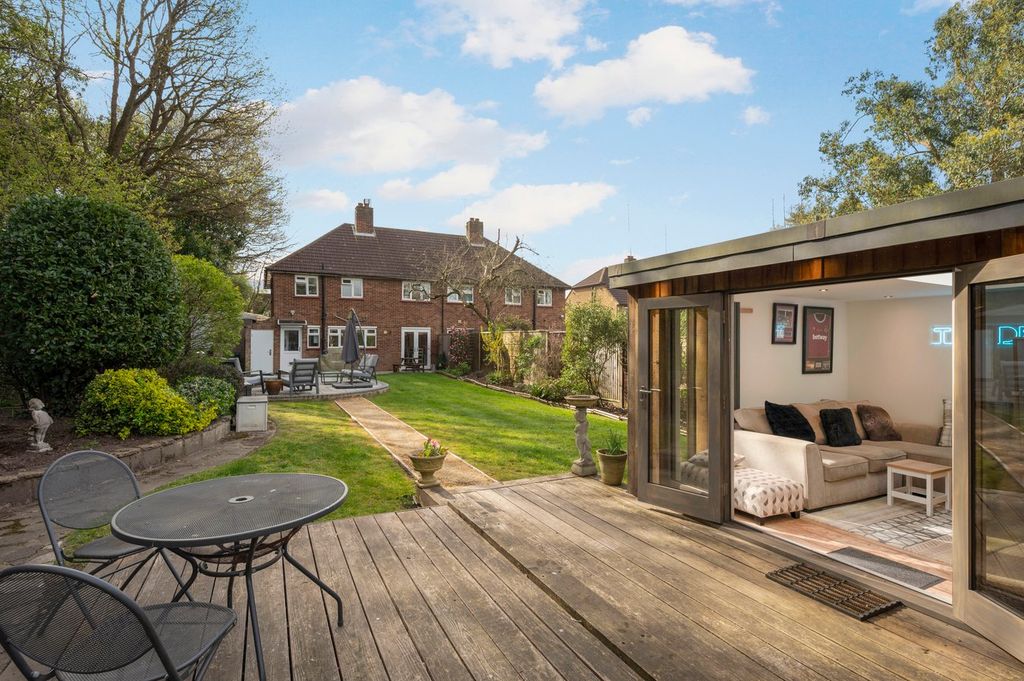 Property photo 3 of 19