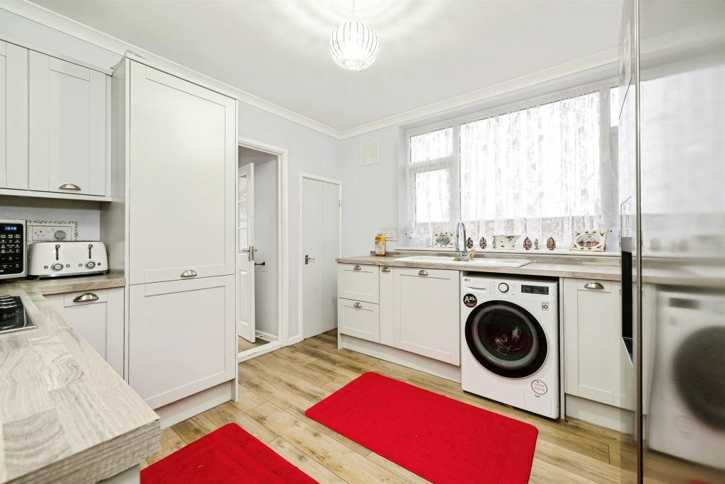 Property photo 3 of 15