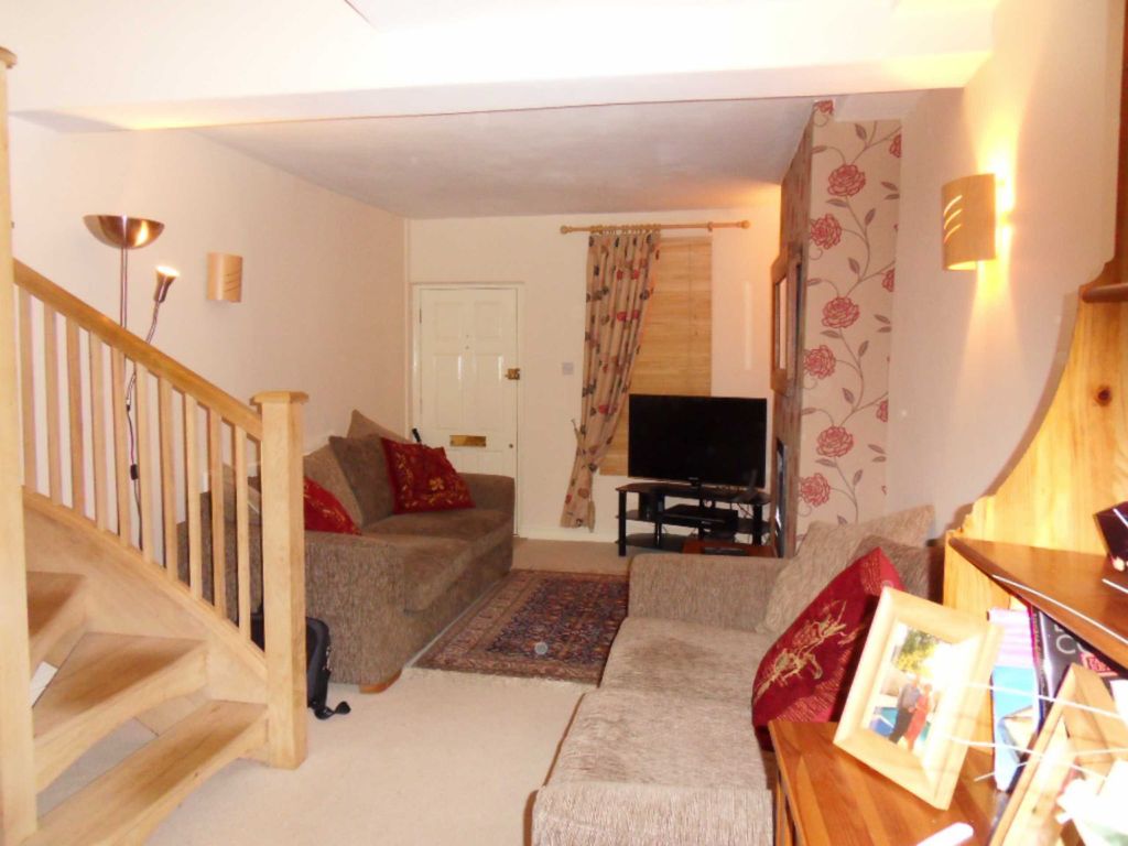 Property photo 2 of 6
