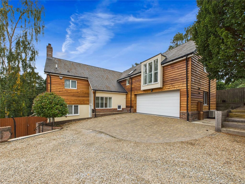 Property photo 1 of 17 Picture No. 20