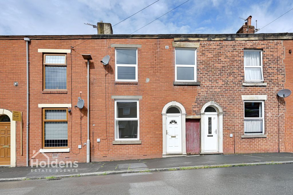 Property photo 1 of 17