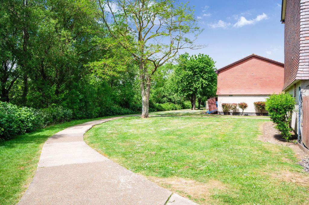 Property photo 3 of 18 Picture No. 05