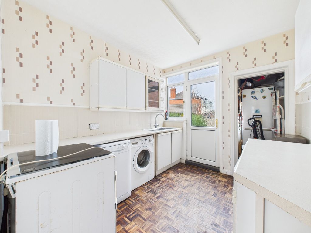 Property photo 3 of 16 4600557