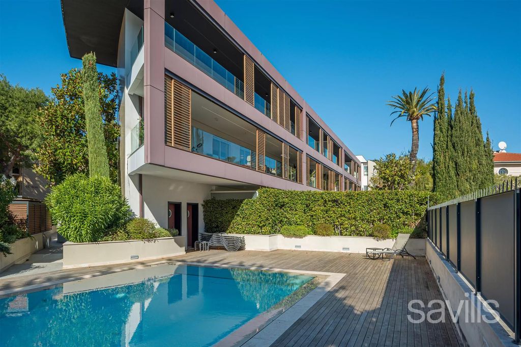 Property photo 1 of 11 Brand New Apartment With Swimming-Pool
