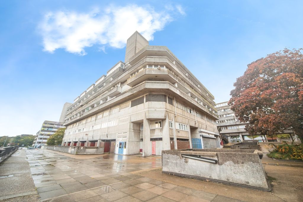 Property photo 1 of 14 Photo