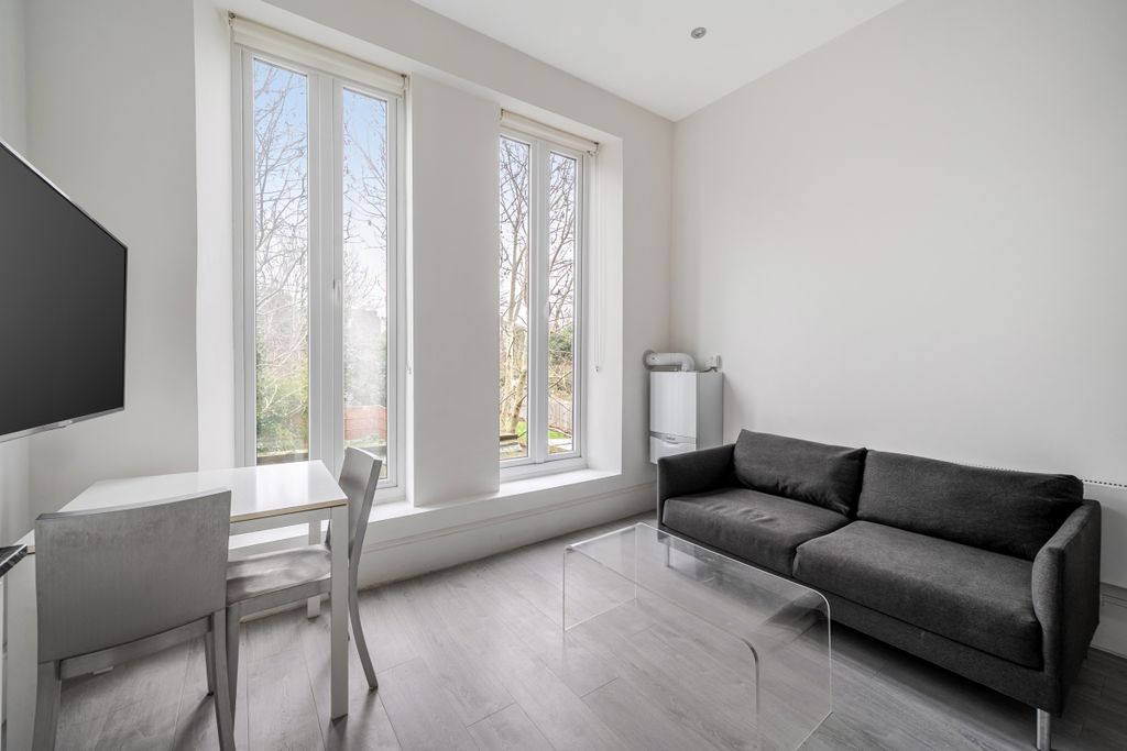 Property photo 3 of 10 1417279-8-6995Bc9...