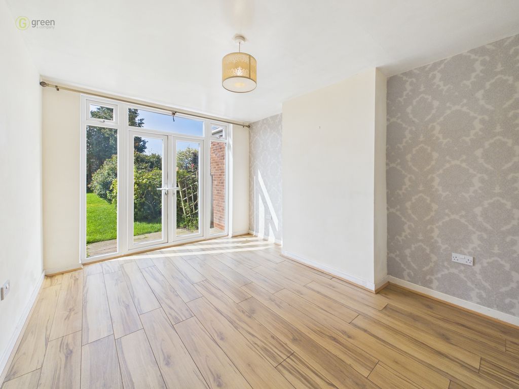 Property photo 2 of 21 Cam01698G0Pr0193Still002