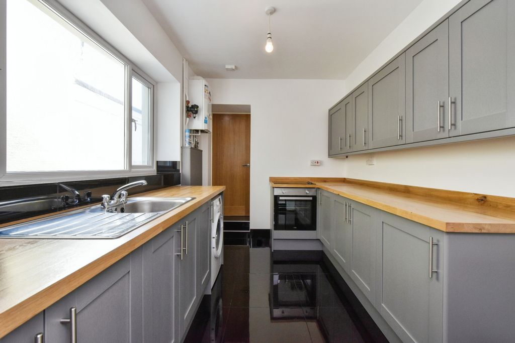 Property photo 1 of 17 Photography