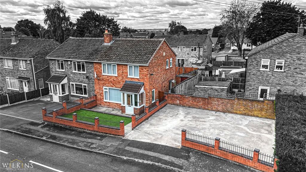 Property photo 1 of 30 Picture No. 01