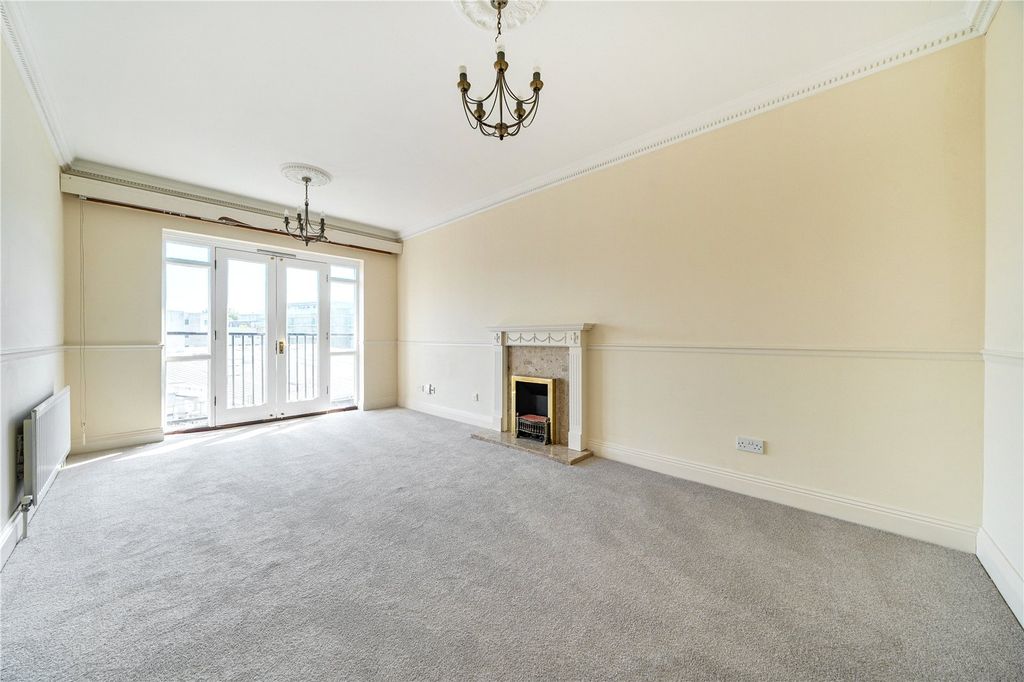 Property photo 2 of 20 Reception Room