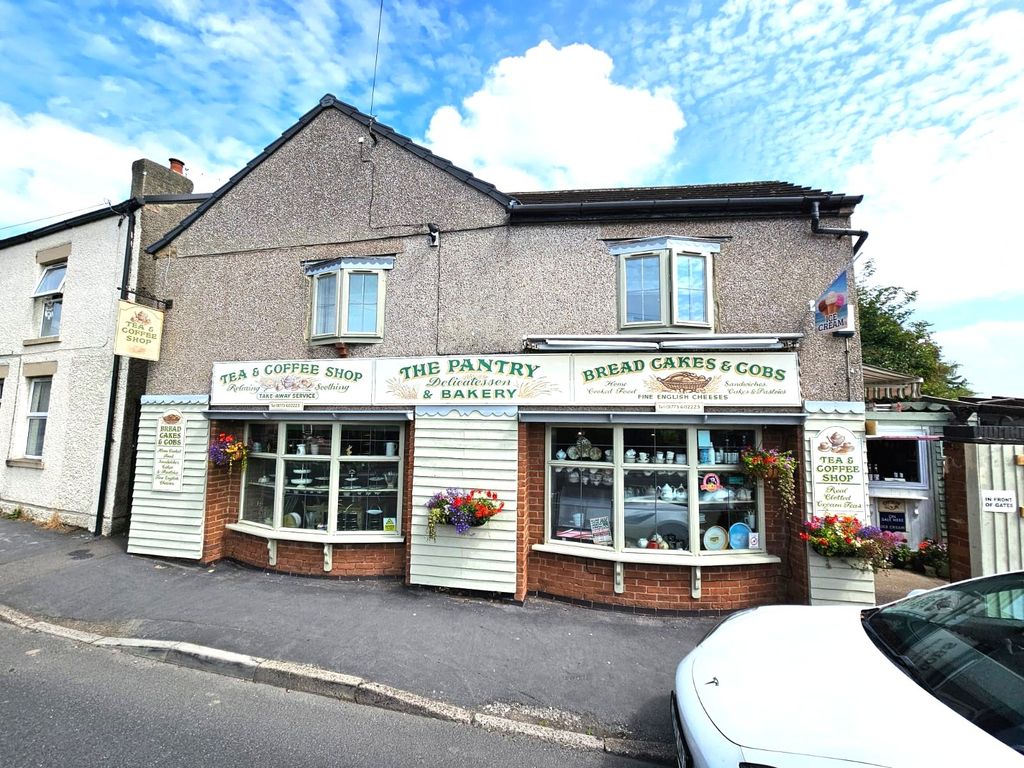 Property photo 1 of 13 Picture No. 02