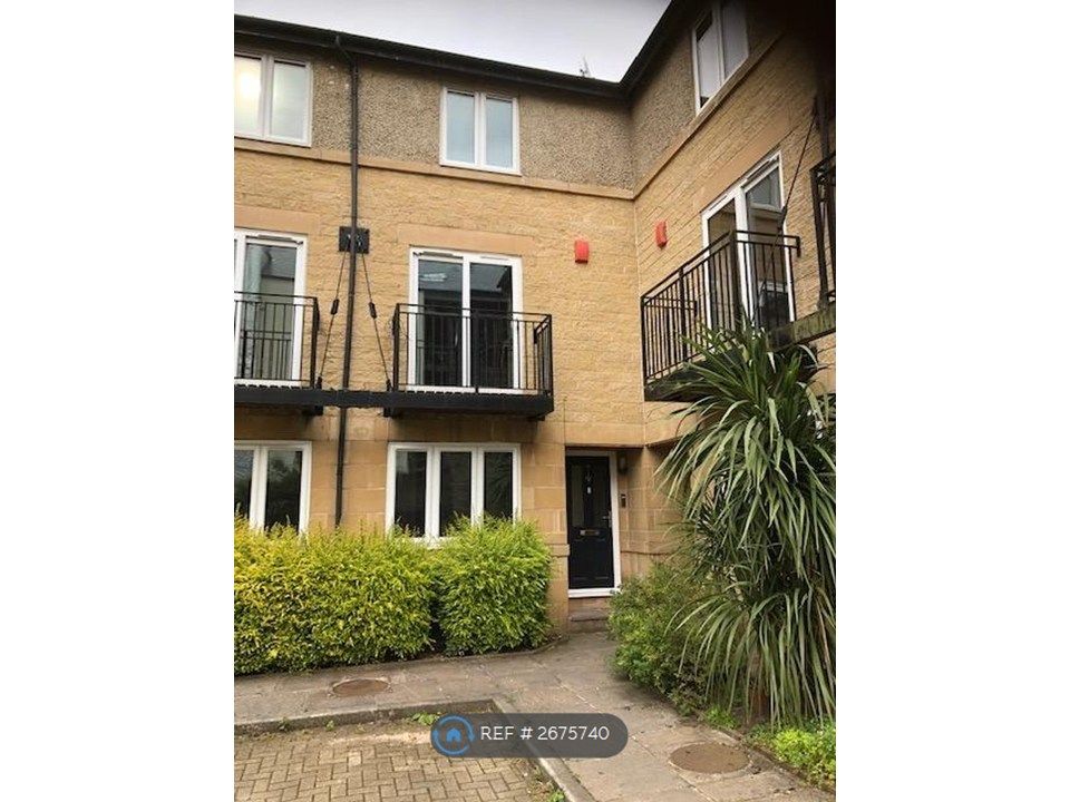 Property photo 1 of 8 Front Of House