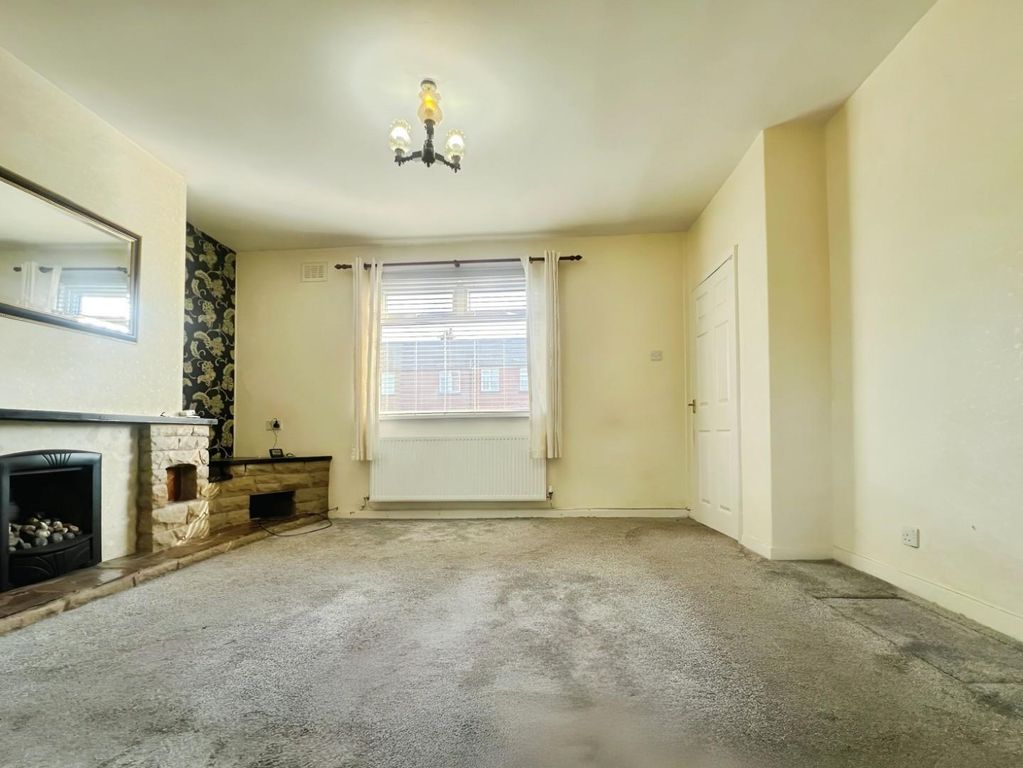 Property photo 3 of 14 9F53B399-Ntzj9386.Jpg