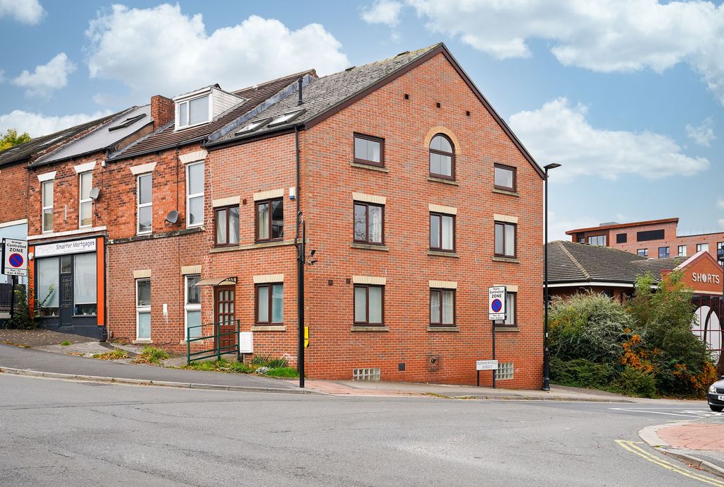 Property photo 1 of 21