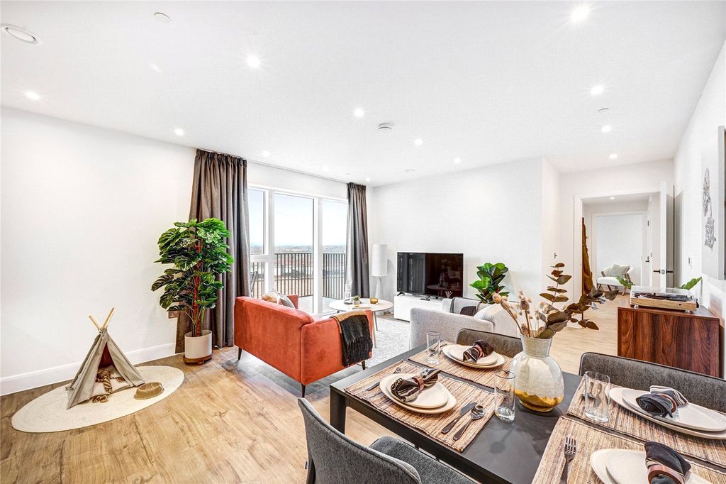 Property photo 1 of 16 Picture No. 05