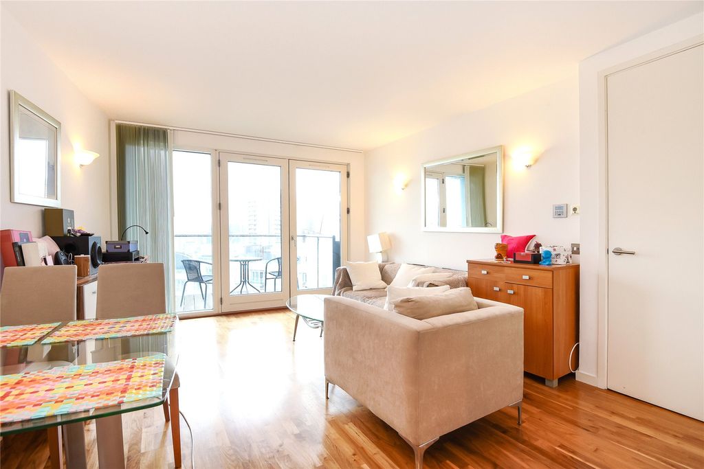 Property photo 3 of 9 Picture No. 07