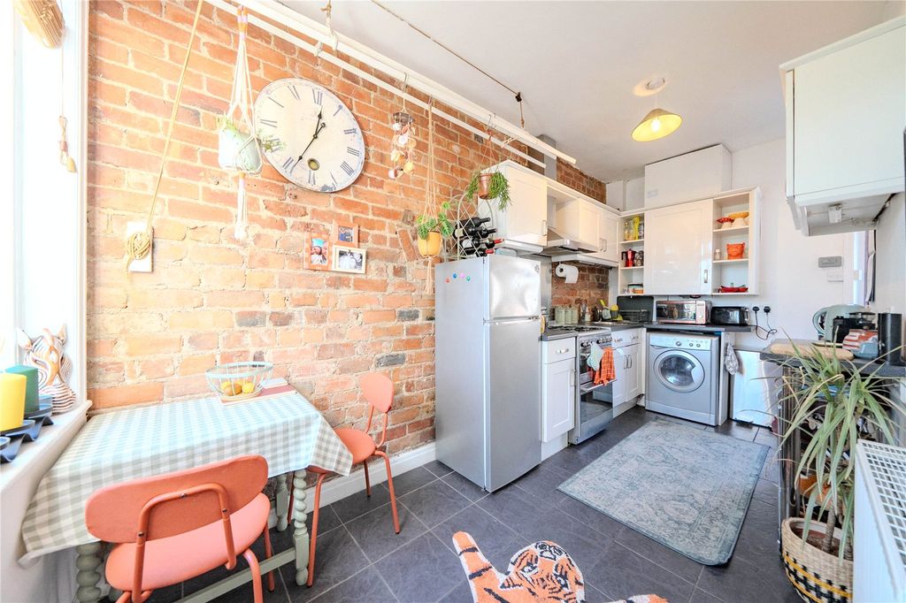 Property photo 2 of 15 Kitchen