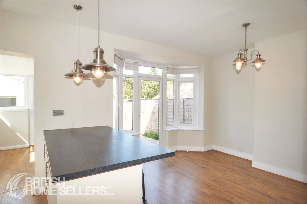 Property photo 3 of 14 Picture No. 06