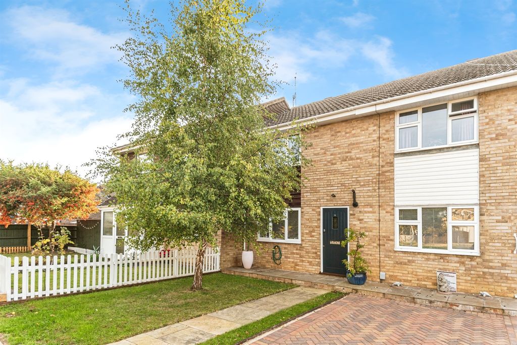 Property photo 1 of 17