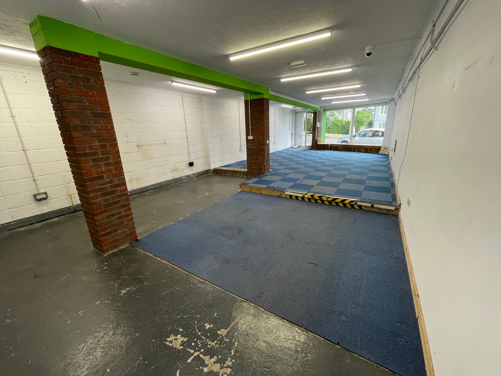 Property photo 3 of 4