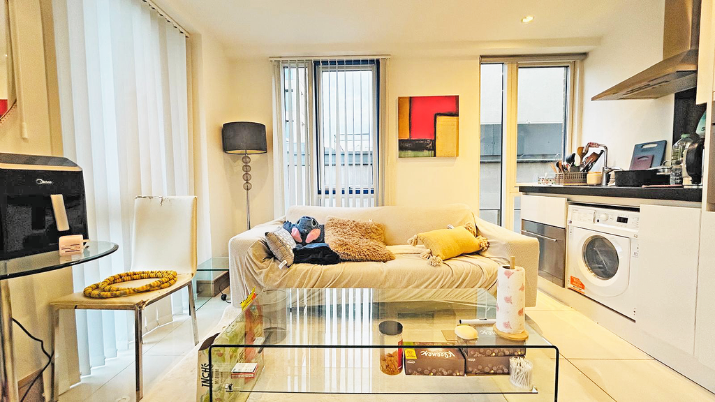 Property photo 2 of 10