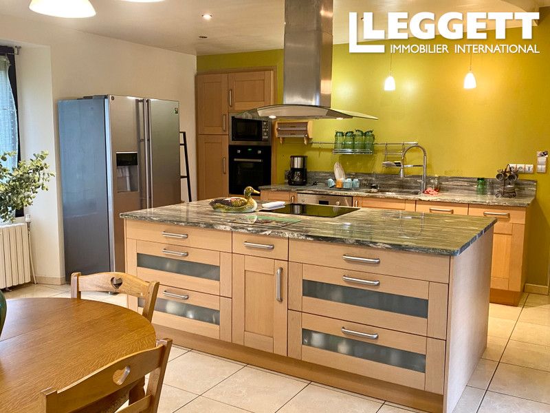 Property photo 3 of 10