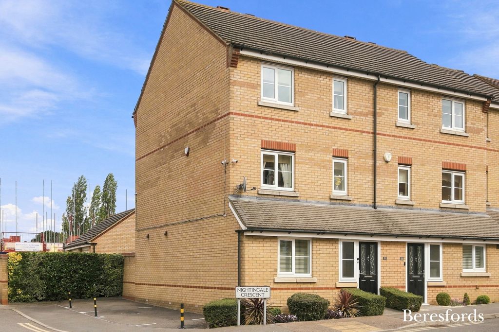 Property photo 1 of 22 Picture No. 04