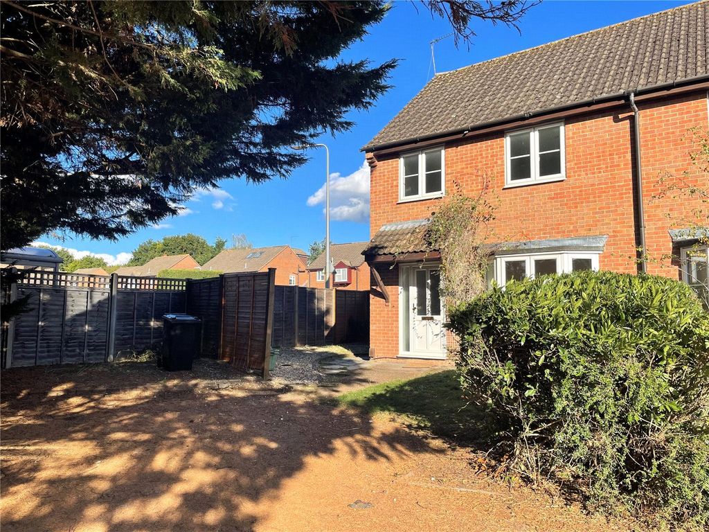 Property photo 1 of 11 Front