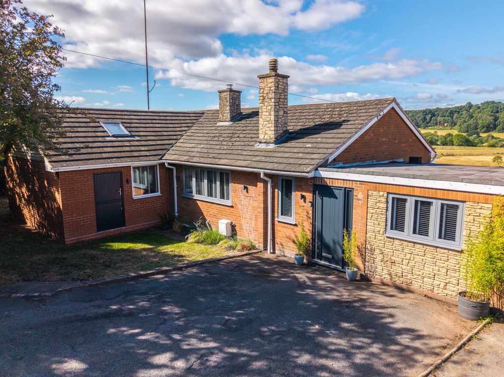 Property photo 1 of 29
