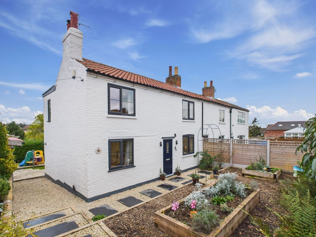 Property photo 1 of 26 Front