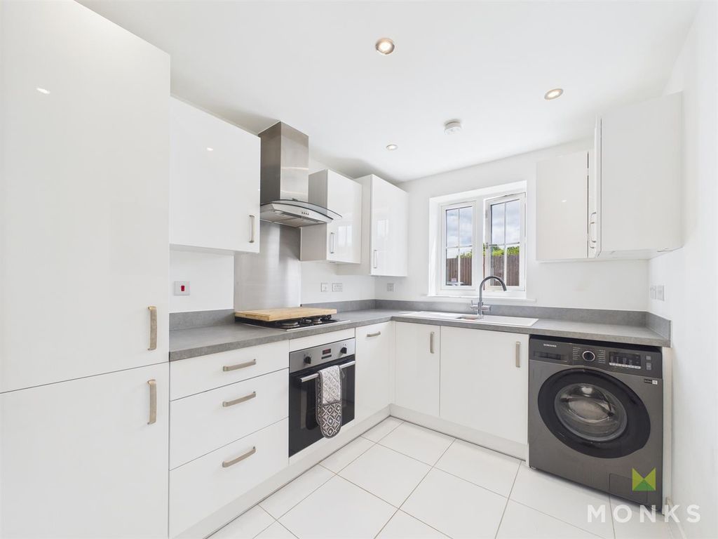 Property photo 2 of 15 Cam01520G0-Pr0232-Still002.Jpg