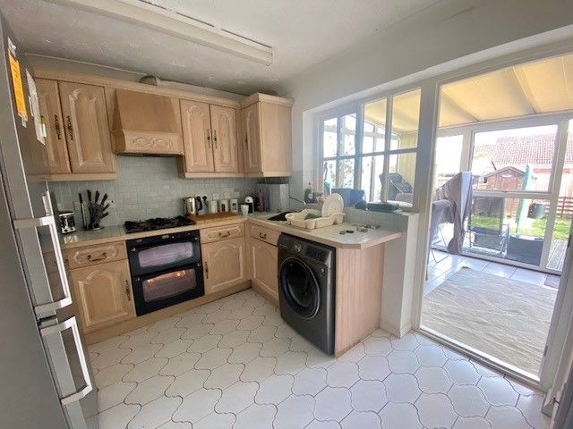 Property photo 3 of 9