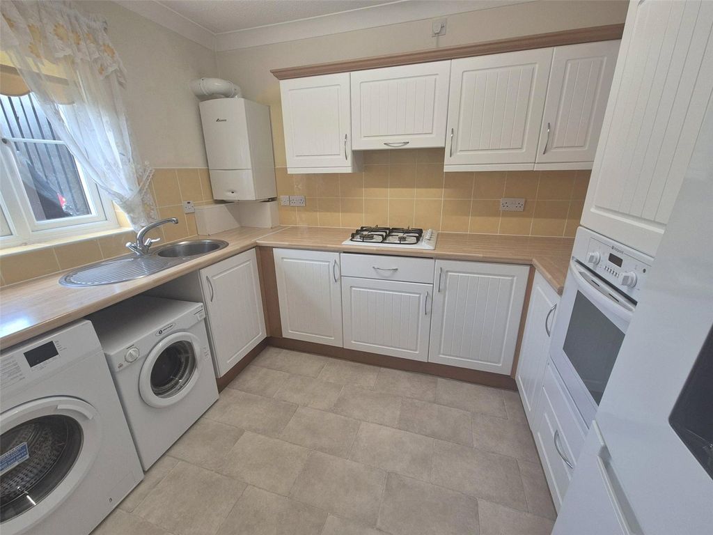 Property photo 2 of 8 Picture No. 07