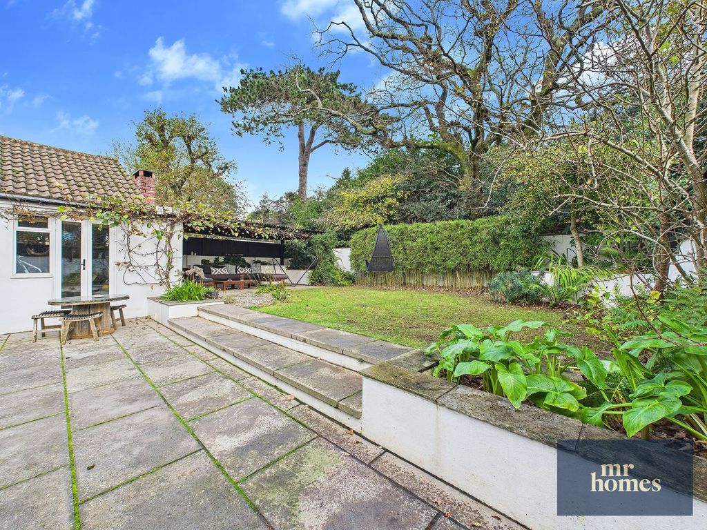 Property photo 2 of 45