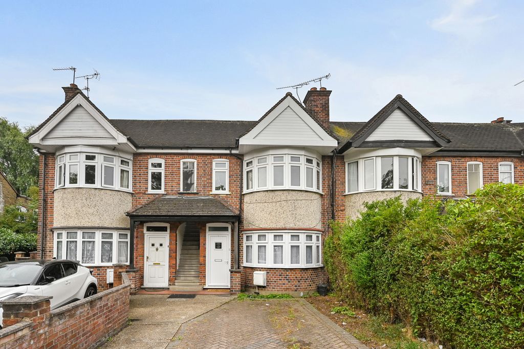 Property photo 1 of 12 6