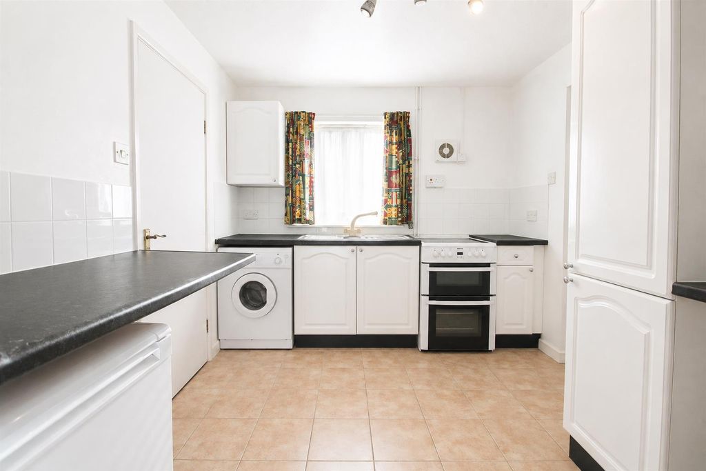 Property photo 3 of 6 22.Png