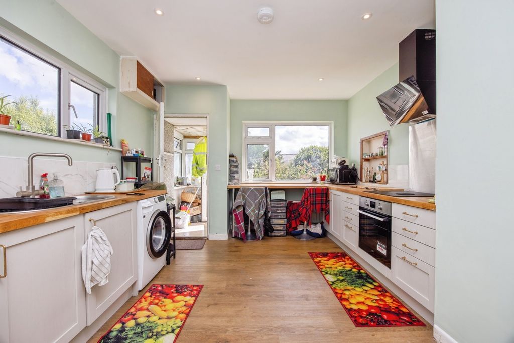 Property photo 2 of 19 Pbox-Img.Jpg