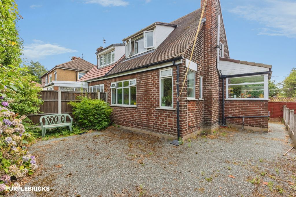 Property photo 2 of 22