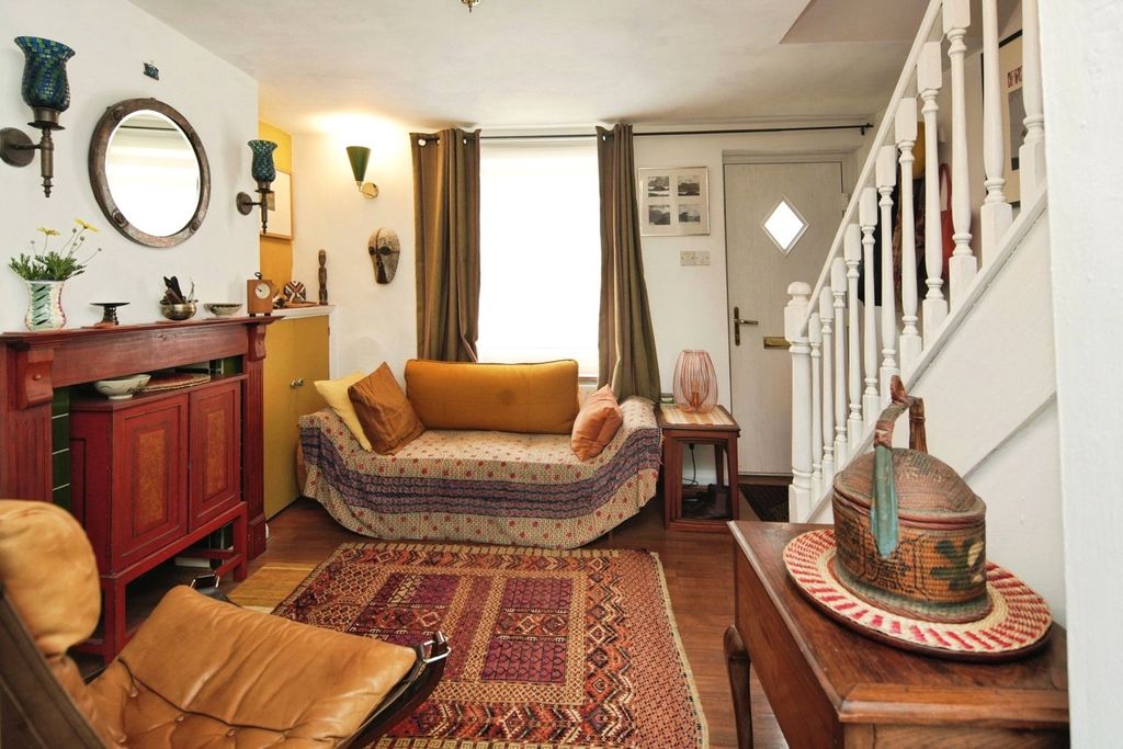 Property photo 2 of 13 Picture No. 31