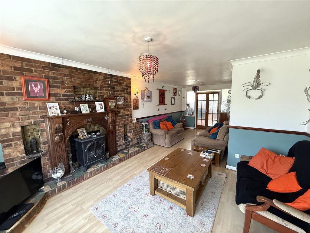 Property photo 2 of 20 Img_3945.Jpg