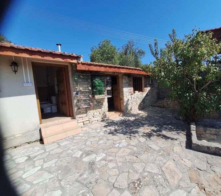Property photo 1 of 10