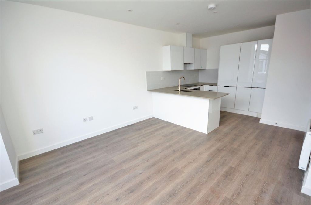 Property photo 3 of 7 Picture No. 08