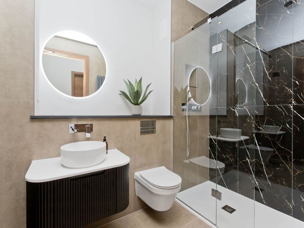 Property photo 3 of 7 Img_7874