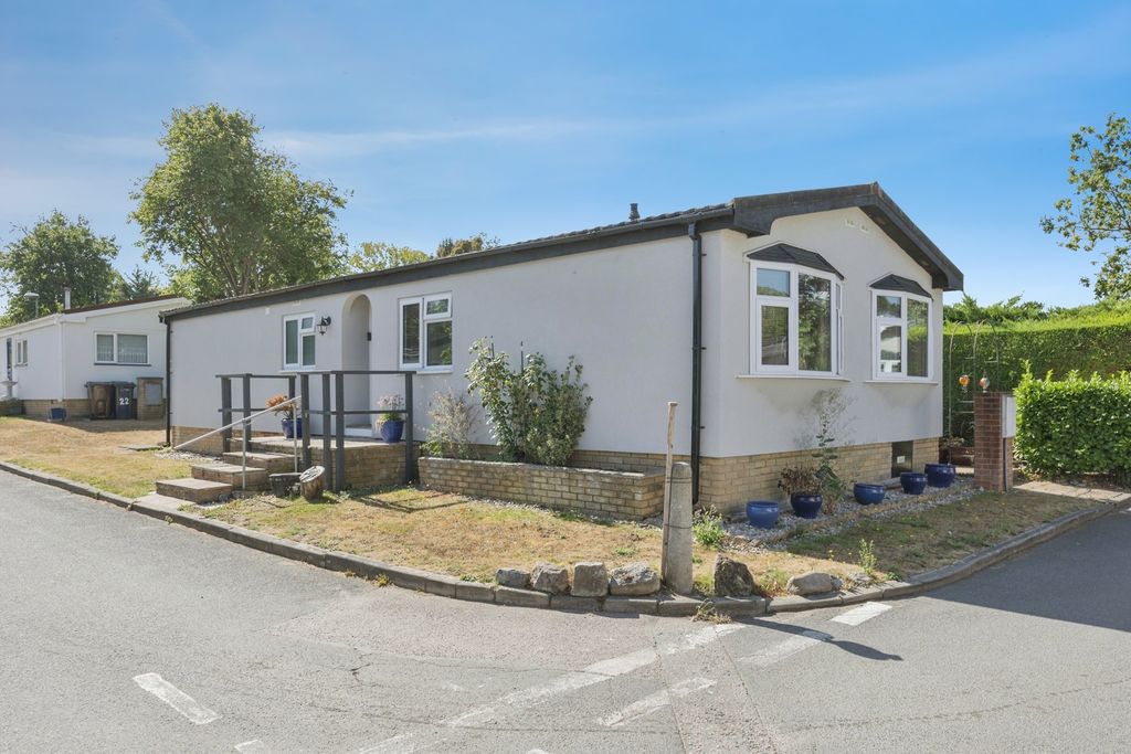 Property photo 1 of 15 Pbox-Img.Jpg