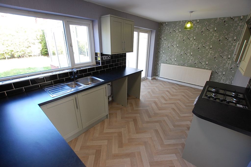 Property photo 3 of 12 Picture No. 24