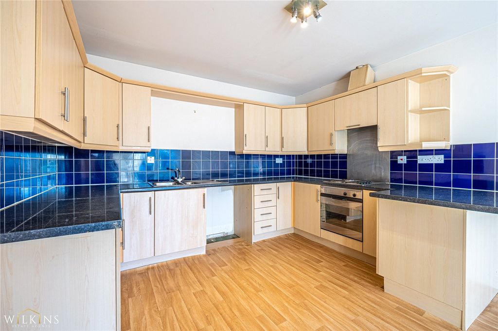 Property photo 2 of 25 Picture No. 01